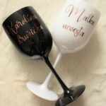 Plastový pohár v štýle MOËT - rozlúčka so slobodou