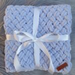 Puffy deka - bledosivá